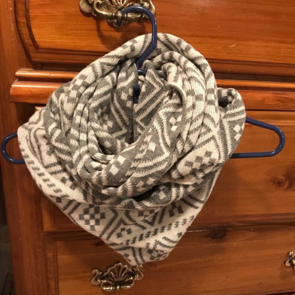 American Eagle Reversible Infinity Scarf